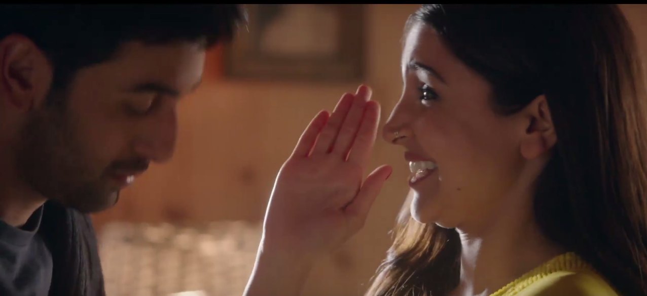 http://www.filmibeat.com/fanimg/ae-dil-hai-mushkil-photos-images-50907.jpg