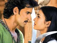 Hrithik Roshan and Aishwarya Bachchan Hrithik Roshan and Aishwarya Bachchan
