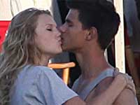 Taylor Swift, Taylor Lautner Taylor Swift, Taylor Lautner