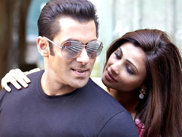 kirk jay review jai ho reviews salman khan filmibeat kirk jay review jai ho reviews salman khan filmibeat