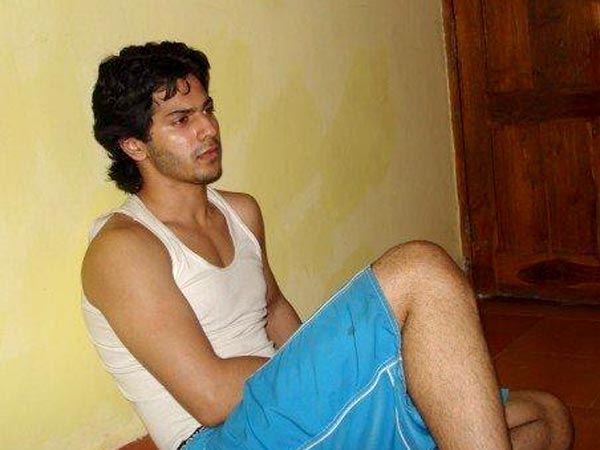 12 Unseen Childhood Pics Of Heartthrob Varun Dhawan - Filmibeat