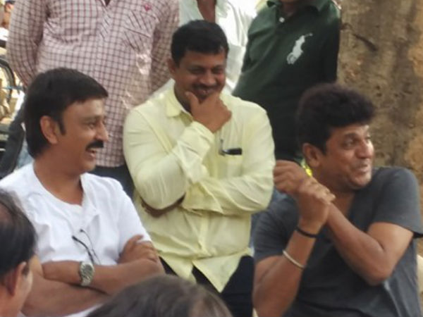 Hatrick Hero Visits The Sets Of Ganesh's 'Gandu Endare Gandu'! Hatrick Hero Visits The Sets Of Ganesh's 'Gandu Endare Gandu'!