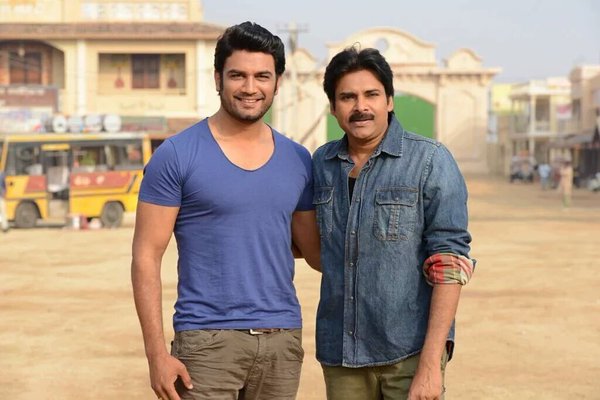Highlights Of Pawan Kalyan's Sardaar Gabbar Singh, SPOILERS AHEAD!