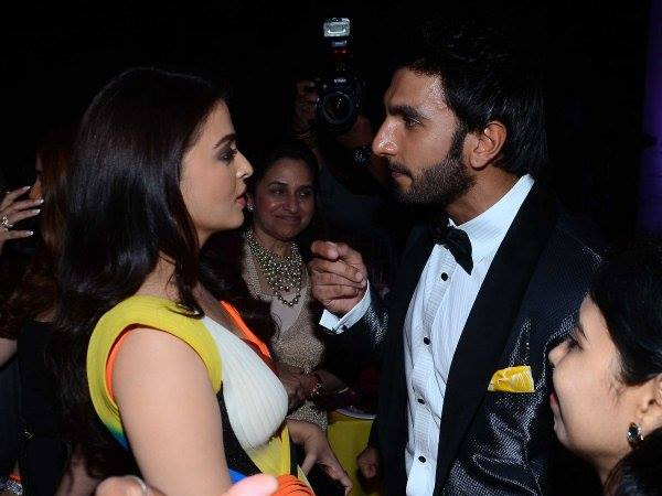 Stunning INSIDE Photos Of Aishwarya, Ranveer, Sonam, Big B & Others At The Hello Hall Of Fame 2016! 