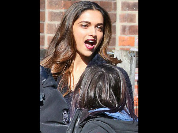 Oven Fresh! Deepika Padukone's New Pictures From Toronto Is Going Viral For All The Good Reasons! 