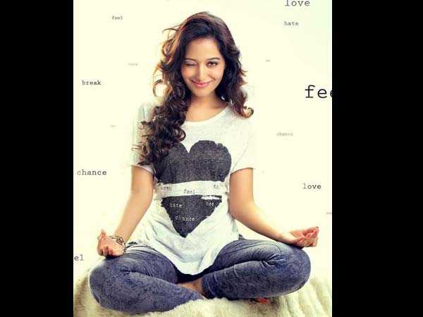 International Yoga Day: TV Celebrities – Hina Khan, KSG, Rubina Dilaik… Snapped Practising Yoga! International Yoga Day: TV Celebrities – Hina Khan, KSG, Rubina Dilaik… Snapped Practising Yoga!