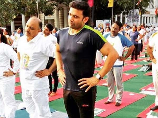 International Yoga Day: TV Celebrities – Hina Khan, KSG, Rubina Dilaik… Snapped Practising Yoga! International Yoga Day: TV Celebrities – Hina Khan, KSG, Rubina Dilaik… Snapped Practising Yoga!