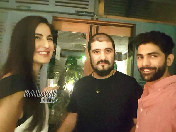 Even Without Make-up, Katrina Kaif Looks Like A Million Bucks; Spotted Enjoying In London!