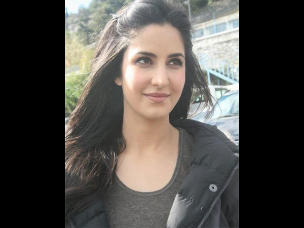 Even Without Make-up, Katrina Kaif Looks Like A Million Bucks; Spotted Enjoying In London!