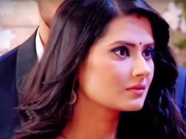 Kasam Spoiler Alert: Rishi & Tanuja's Reception Party; Rishi Can't Take