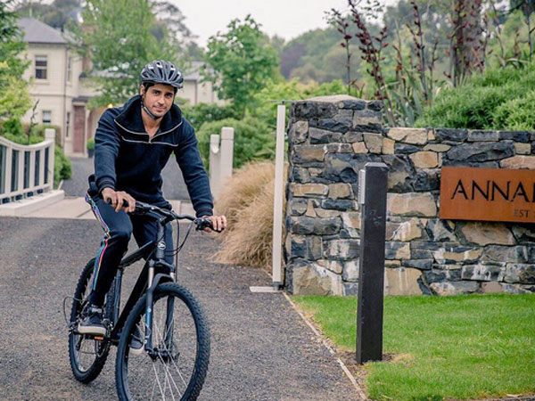 Sidharth Malhotra New Zealand BiCycle Ride Sidharth Malhotra New Zealand BiCycle Ride