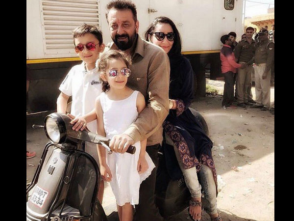 sanjay-dutt-takes-scooter-ride-with-wife-maanayata-and-kids-in-agra-picture sanjay-dutt-takes-scooter-ride-with-wife-maanayata-and-kids-in-agra-picture