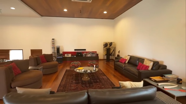 Entertainment Room