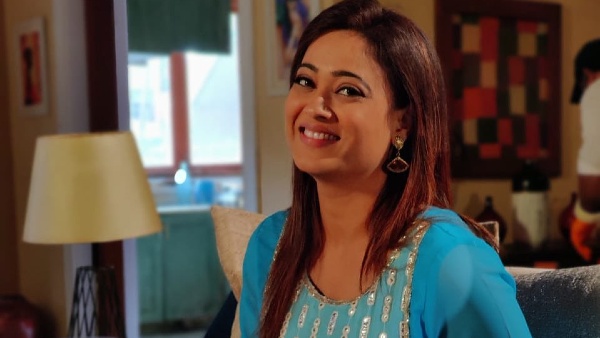 Shweta Tiwari Confirms Being COVID-19 Positive