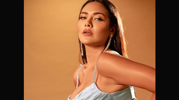 esha-gupta-colorism-bollywood esha-gupta-colorism-bollywood