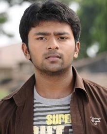 http://www.filmibeat.com/img/220x90x275/popcorn/profile_photos/shanthanu-bhagyaraj-2996.jpg