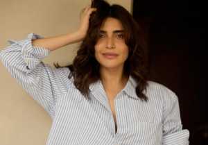Karishma Tanna husband shows his baby bump photos makes fans laugh