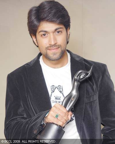 Yash Fan Photos | Yash Pictures, Images - 3351 - FilmiBeat
