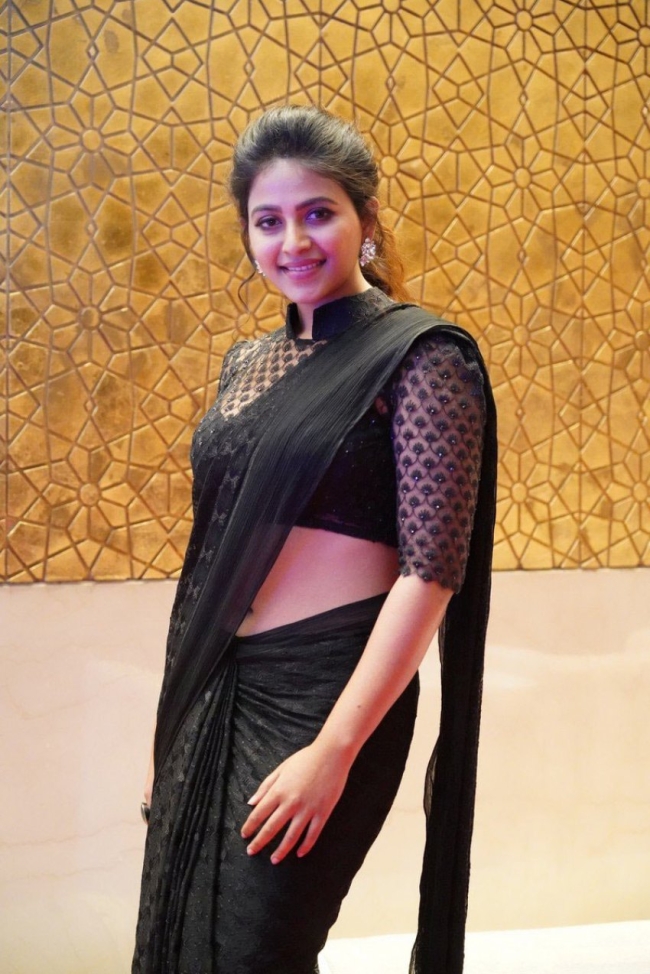 Anjali - Photos, Videos, Birthday, Latest News, Height In Feet - FilmiBeat