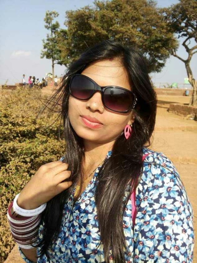 Keerthi Reddy - Photos, Videos, Birthday, Latest News, Height In Feet ...