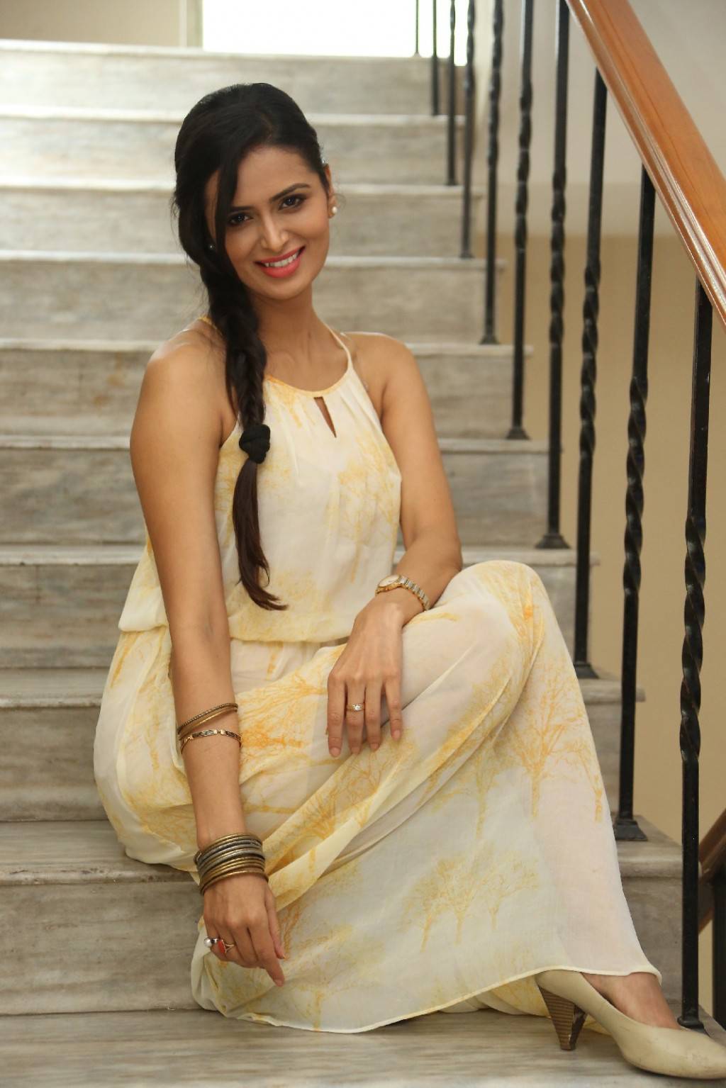 Watch Meenakshi Dixit video Watch Meenakshi Dixit video