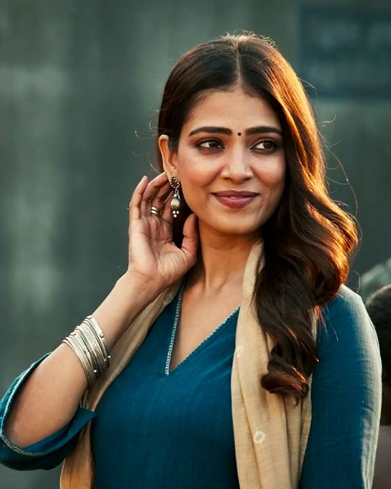 Malavika Mohanan Fan Photos Malavika Mohanan Pictures Images 72084 Filmibeat