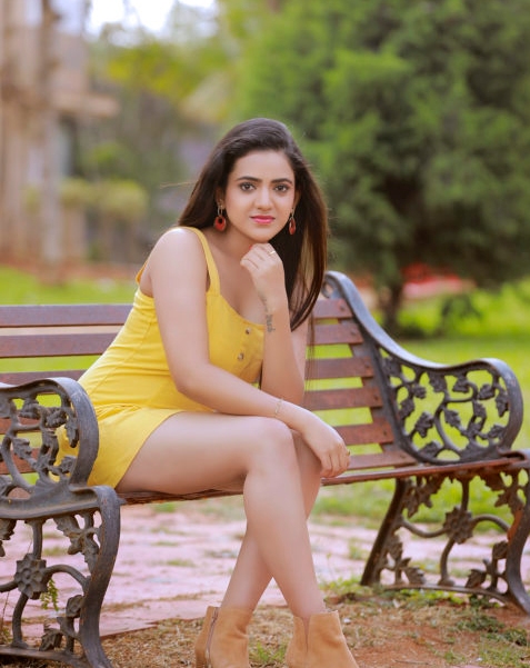 Harshitha (kannada Actress) Fan Photos | Harshitha (kannada Actress)  Pictures, Images - 70483 - FilmiBeat