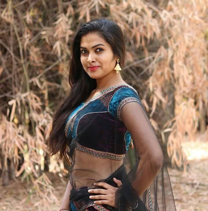 Divya Vadthya (Divi) Fan Photos | Divya Vadthya Pictures, Images - 70208 -  FilmiBeat