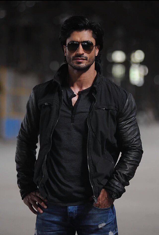 Commando 2 2 Cast) Fan Photos Commando 2 Photos, Images