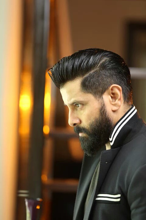 Iru Mugan trailer release Vikram surprises fans with his new look in this  scifi flickEntertainment News  Firstpost