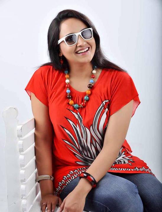 Lena Fan Photos | Lena Pictures, Images - 26565 - FilmiBeat