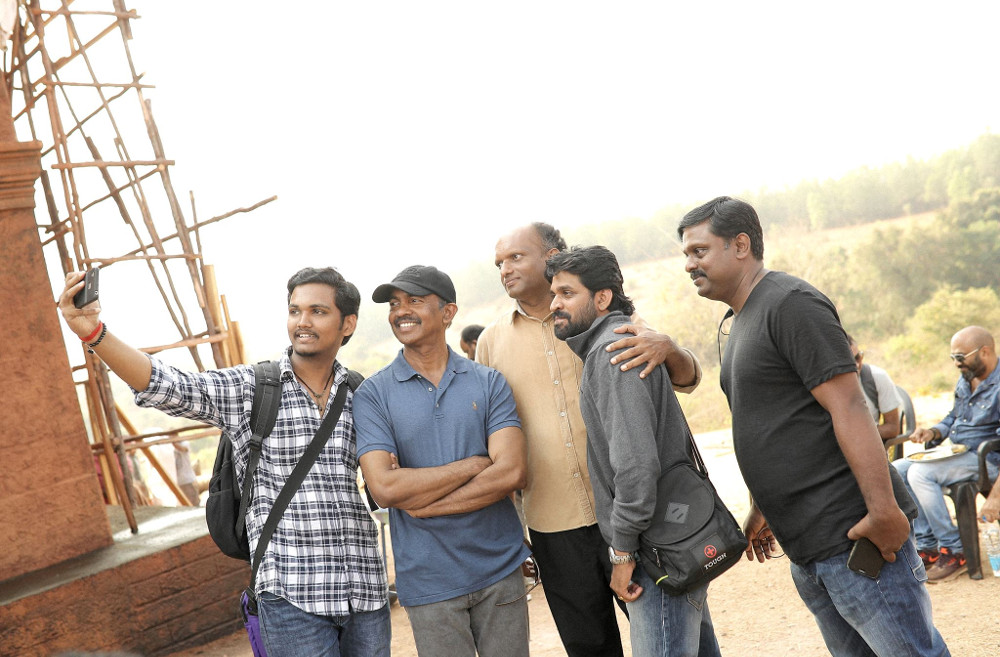 Mamangam (Mamankam) Fan Photos | Mamangam Photos, Images, Pictures ...