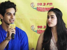 Jhanvi Kapoor learning Hindi fro..