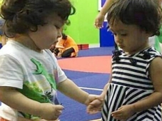 Taimur Ali  Khan FINDS his GIRLF..