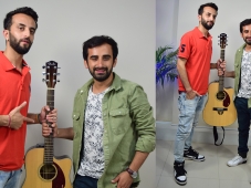 Tum Jaise .... Ka Sahara Hai Dos..