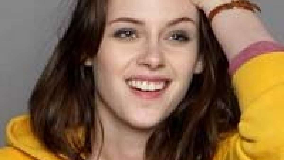 Actress Kristen Stewart Nude Film To The Rileys Twilight