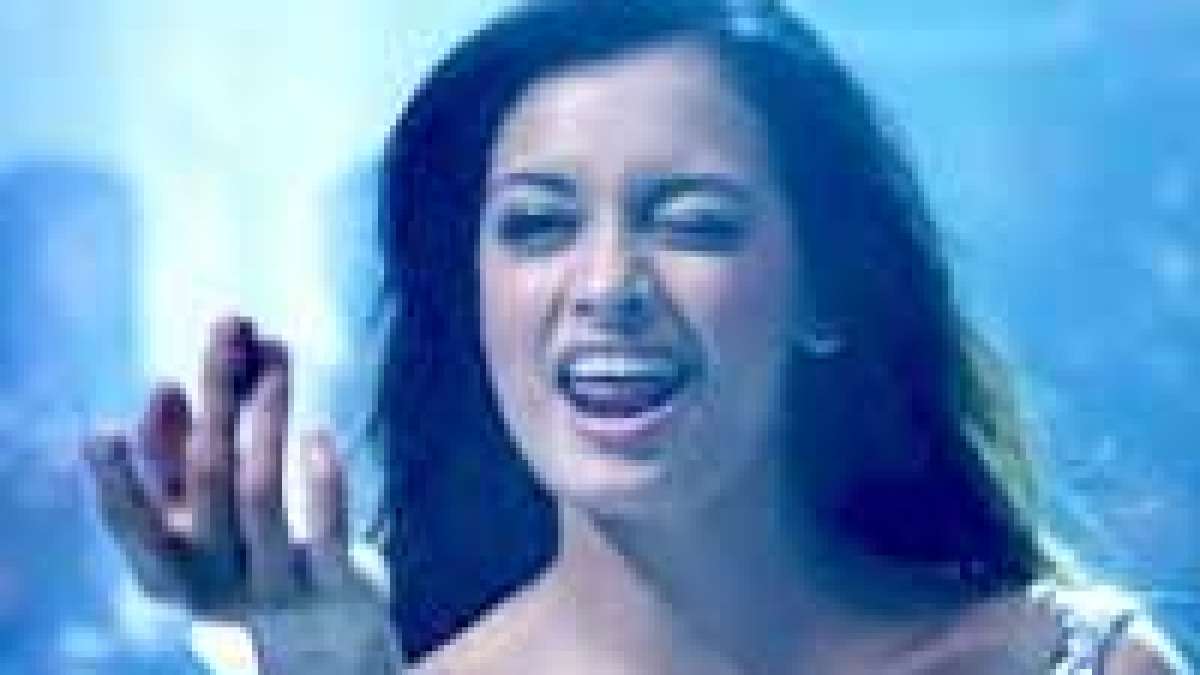 Bollywood Preview Fruit And Nut Preview Dia Mirza Boman Irani