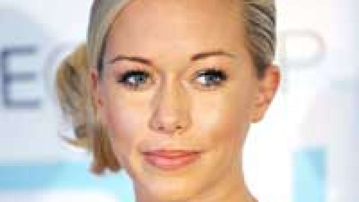 Playboy Karissa Shannon Threaten Sue Spencer Pratt Sex Tape