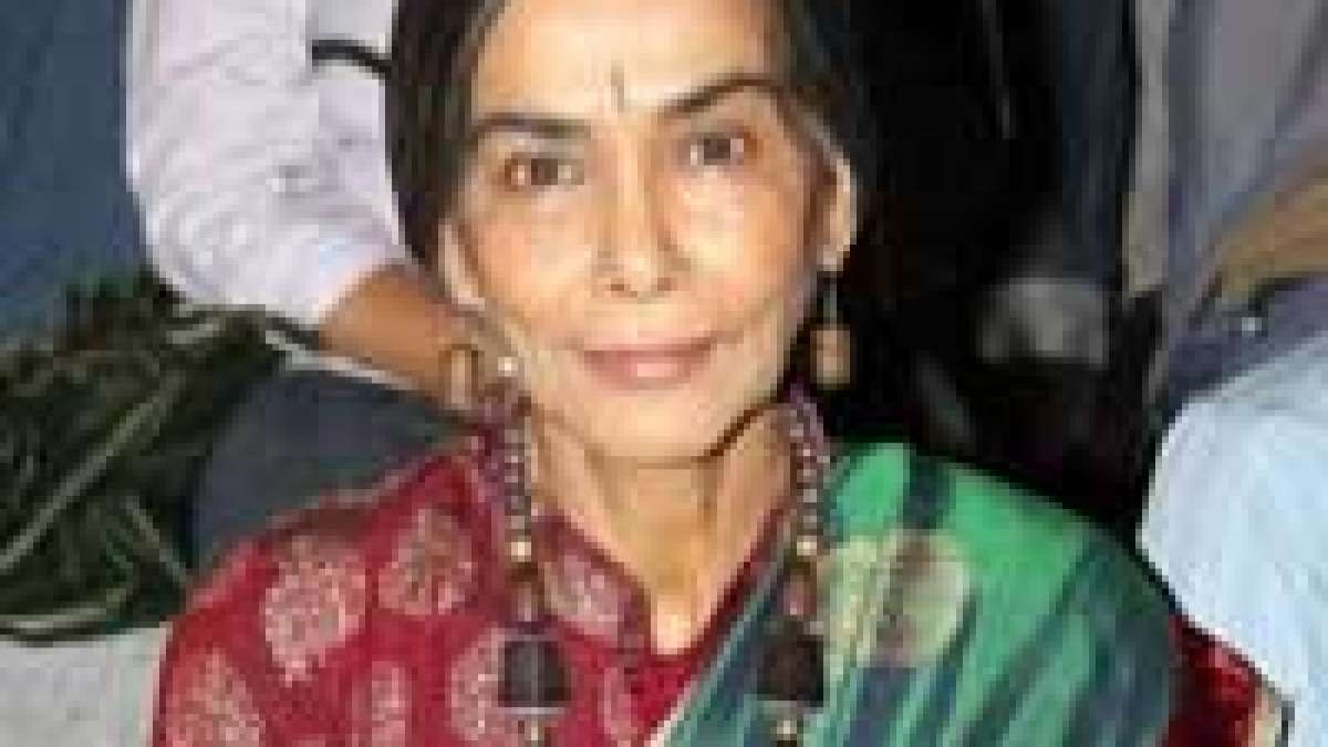 Maa Exchange Sony TV Host Surekha Sikri Indianised Version Wife Swap Filmibeat