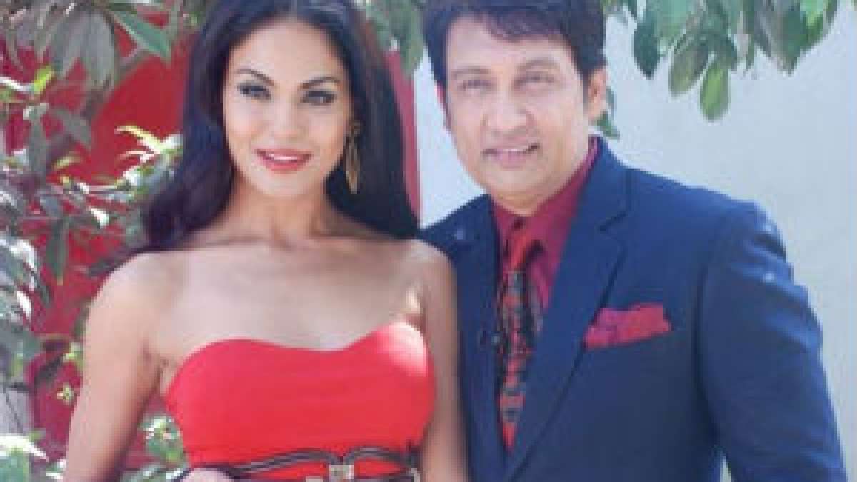 Veena Malik Shekhar Suman Movers And Shakers Filmibeat