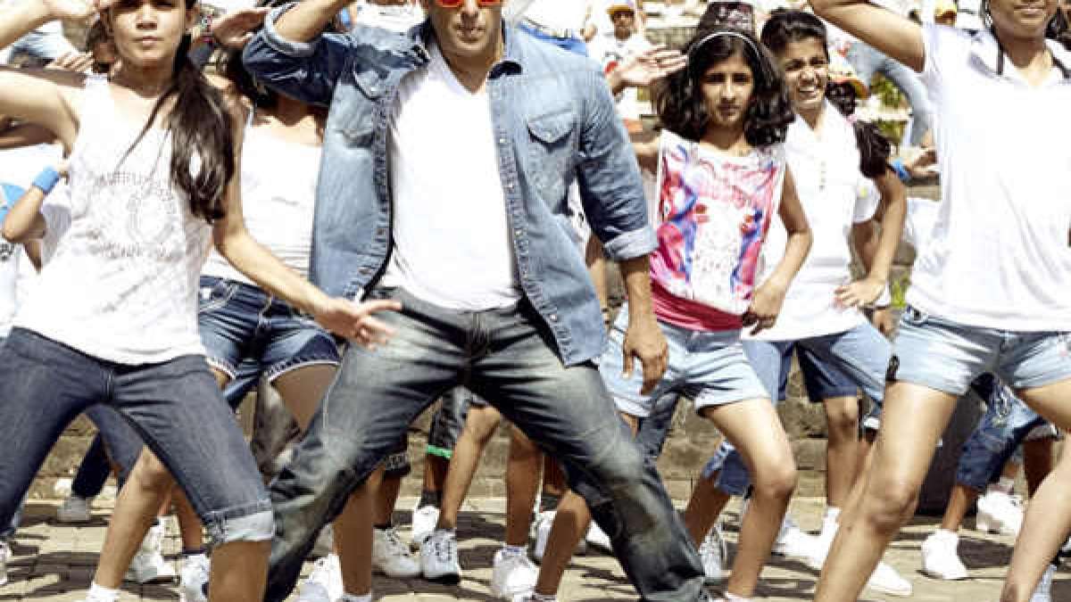 Jai Ho Movie Review Salman Khan Daisy Shah Sohail Khan Filmibeat
