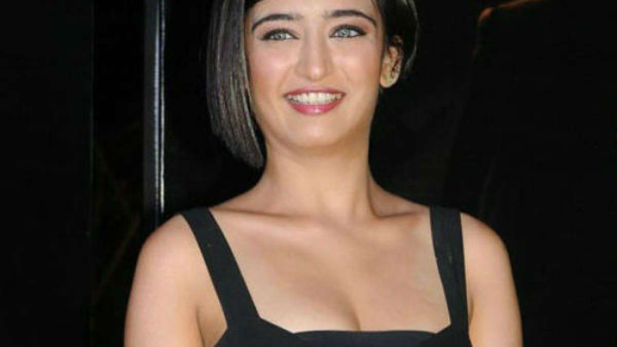 Akshara Haasan Leaked Photos Controversy: Only Bollywood Actor Tanuj Virwani Had The Pics, Claim