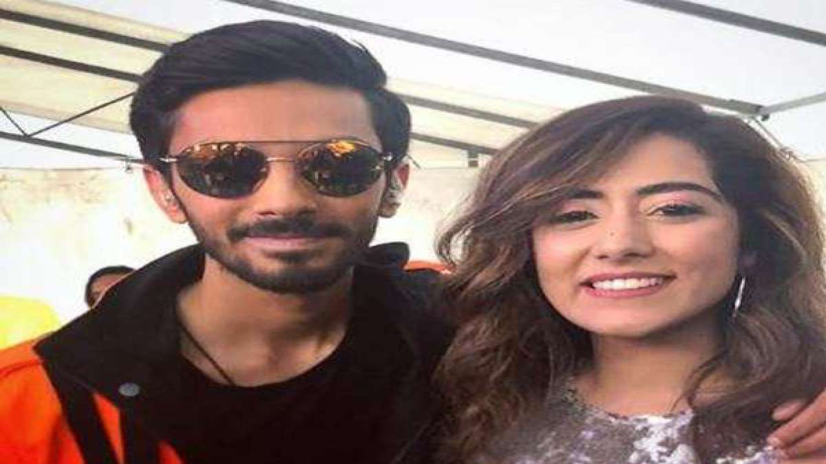 Singer Jonita Gandhi Wants To Marry Musician Anirudh; Answers In A Show - Filmibeat