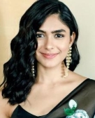 మృణాల్ ఠాకూర్