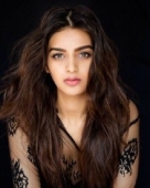 निधि अग्रवाल