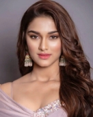 సాయి మంజ్రేకర్