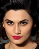 तापसी पन्नू