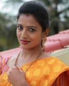 వ్రితి ఖన్నా