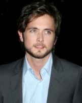 Justin Chatwin - Photos, Videos, Birthday, Latest News, Height In Feet
