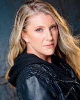 Amy Schumacher - Photos, Videos, Birthday, Latest News, Height In Feet